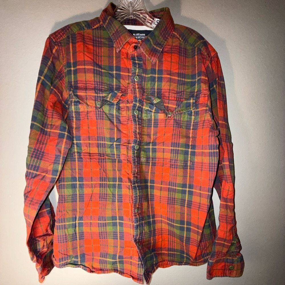 REI Cooperative Red/Orange and Green Plaid Casual Button Down Long Sleeve Shirt